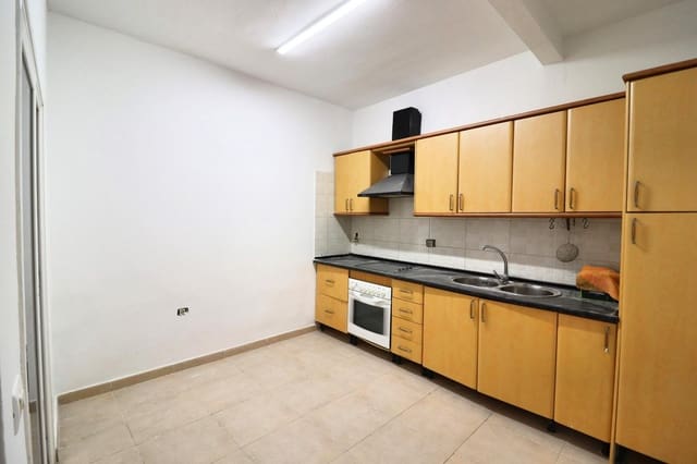 3 soveværelse Lejlighed til salg i Arrecife - € 179.900 (Ref: 9095187)