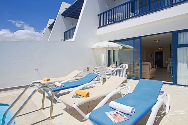 3 soverom Leilighet til salgs i Puerto Calero, Yaiza med svømmebasseng garasje - € 799 000 (Ref: 9134406)