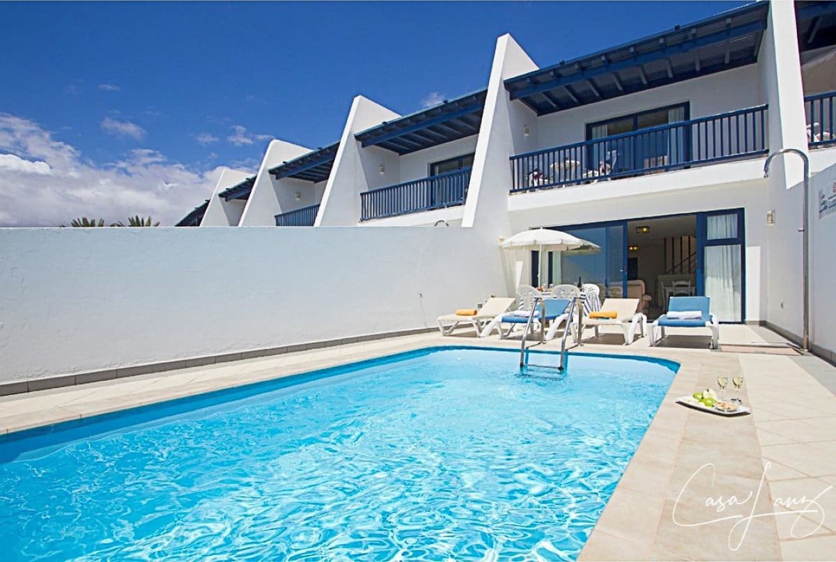 3 sypialnia Apartament na sprzedaż w Puerto Calero z basenem garażem - 799 000 € (Ref: 9134406)