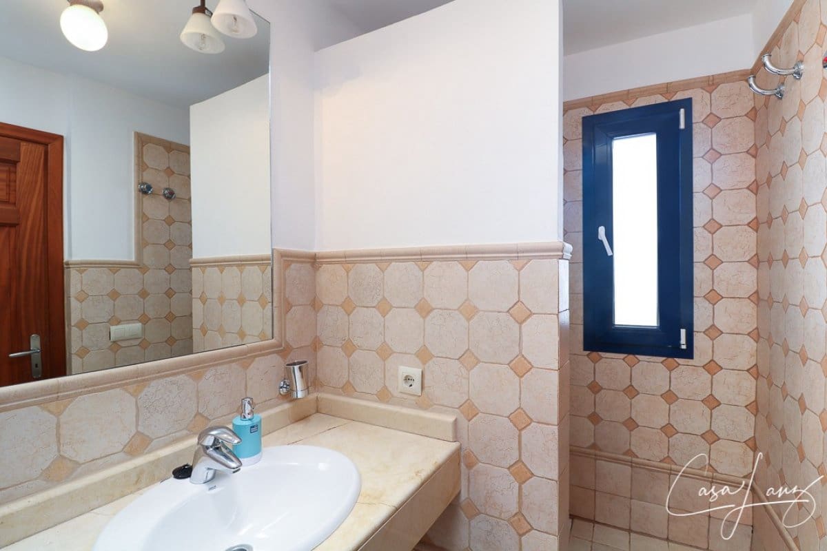 3 sypialnia Apartament na sprzedaż w Puerto Calero z basenem garażem - 799 000 € (Ref: 9134406)