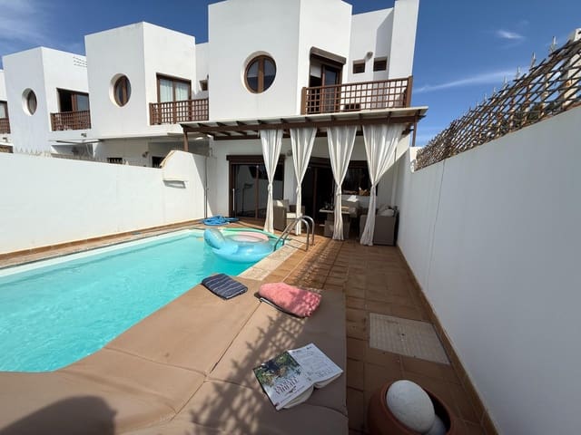 3 soverom Leilighet til salgs i Costa Teguise, Teguise med svømmebasseng - € 466 000 (Ref: 9349520)