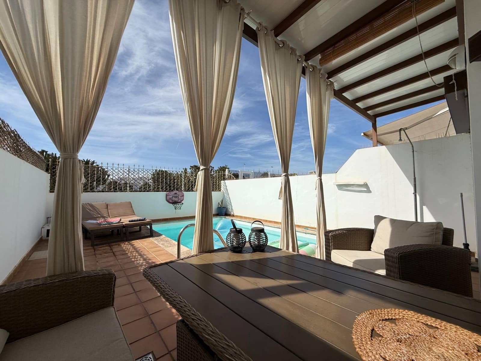 3 sovrum Lägenhet till salu i Costa Teguise med pool - 466 000 € (Ref: 9349520)