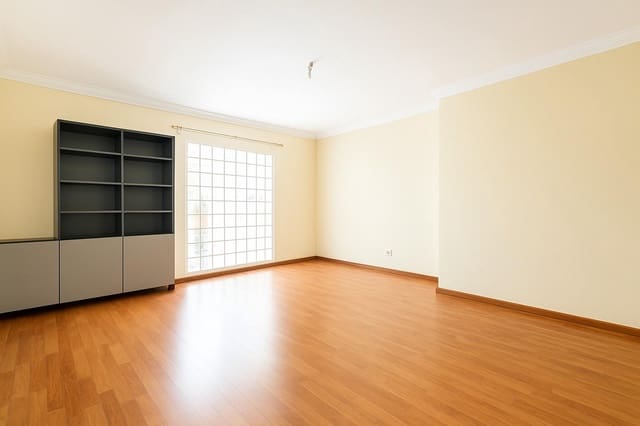 Piso de 3 habitaciones en Arrecife en venta con garaje - 269.000 € (Ref: 9373972)