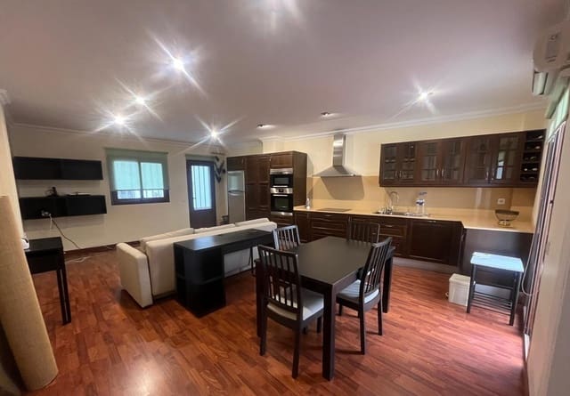 Piso de 3 habitaciones en Arrecife en venta con garaje - 269.000 € (Ref: 9373972)