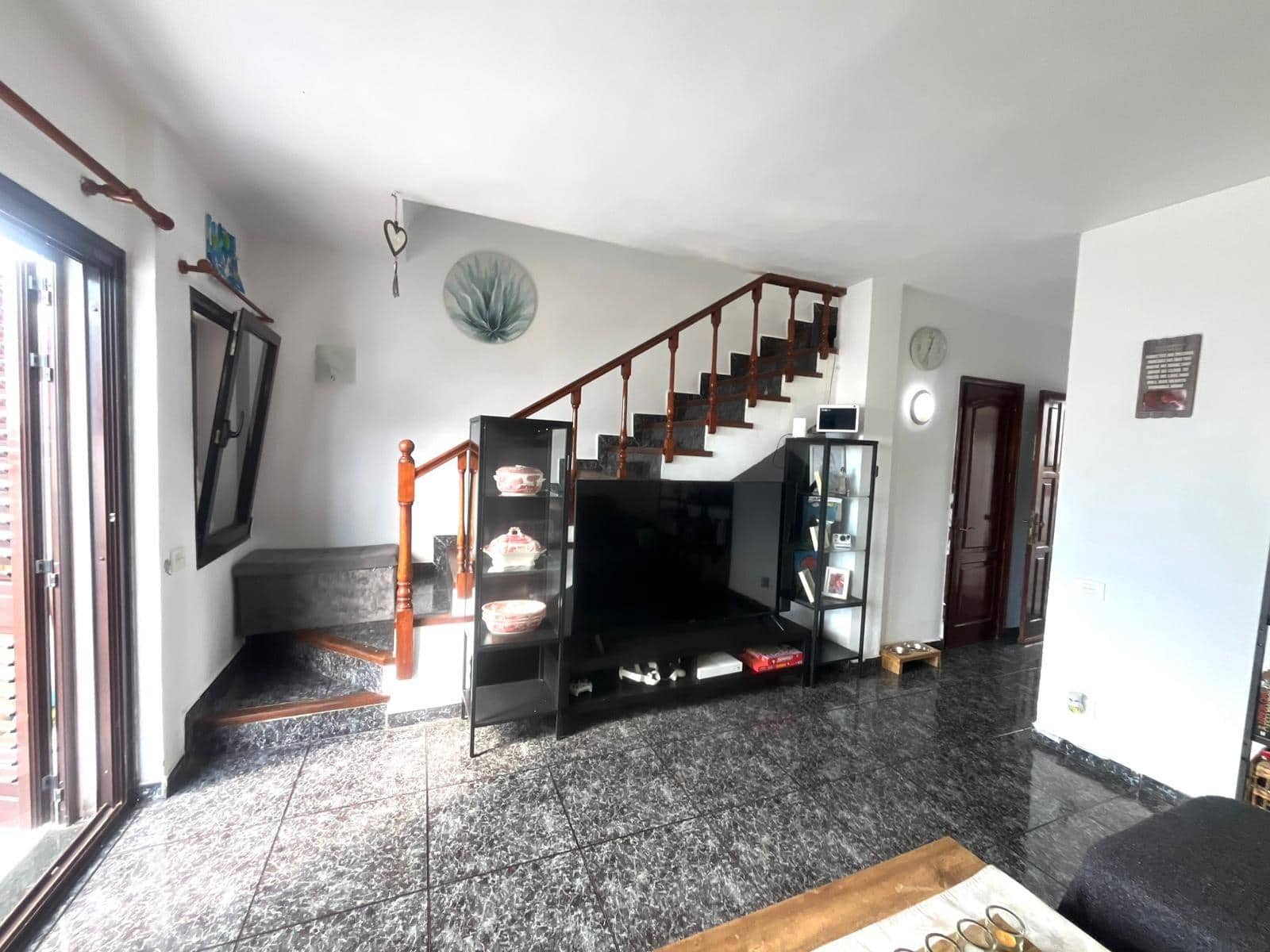 2 soveværelse Lejlighed til salg i Playa Honda - € 299.000 (Ref: 9373973)