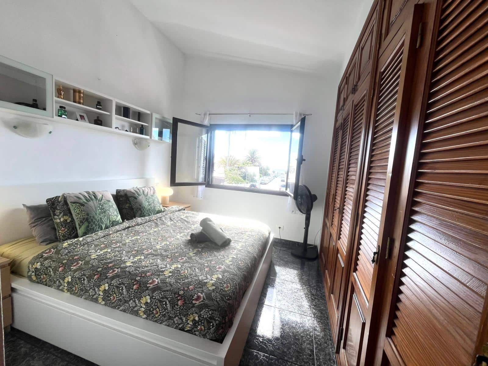 2 soveværelse Lejlighed til salg i Playa Honda - € 299.000 (Ref: 9373973)