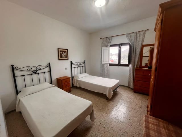 5 slaapkamer Finca/Landhuis te koop in Yaiza - € 421.500 (Ref: 9419730)