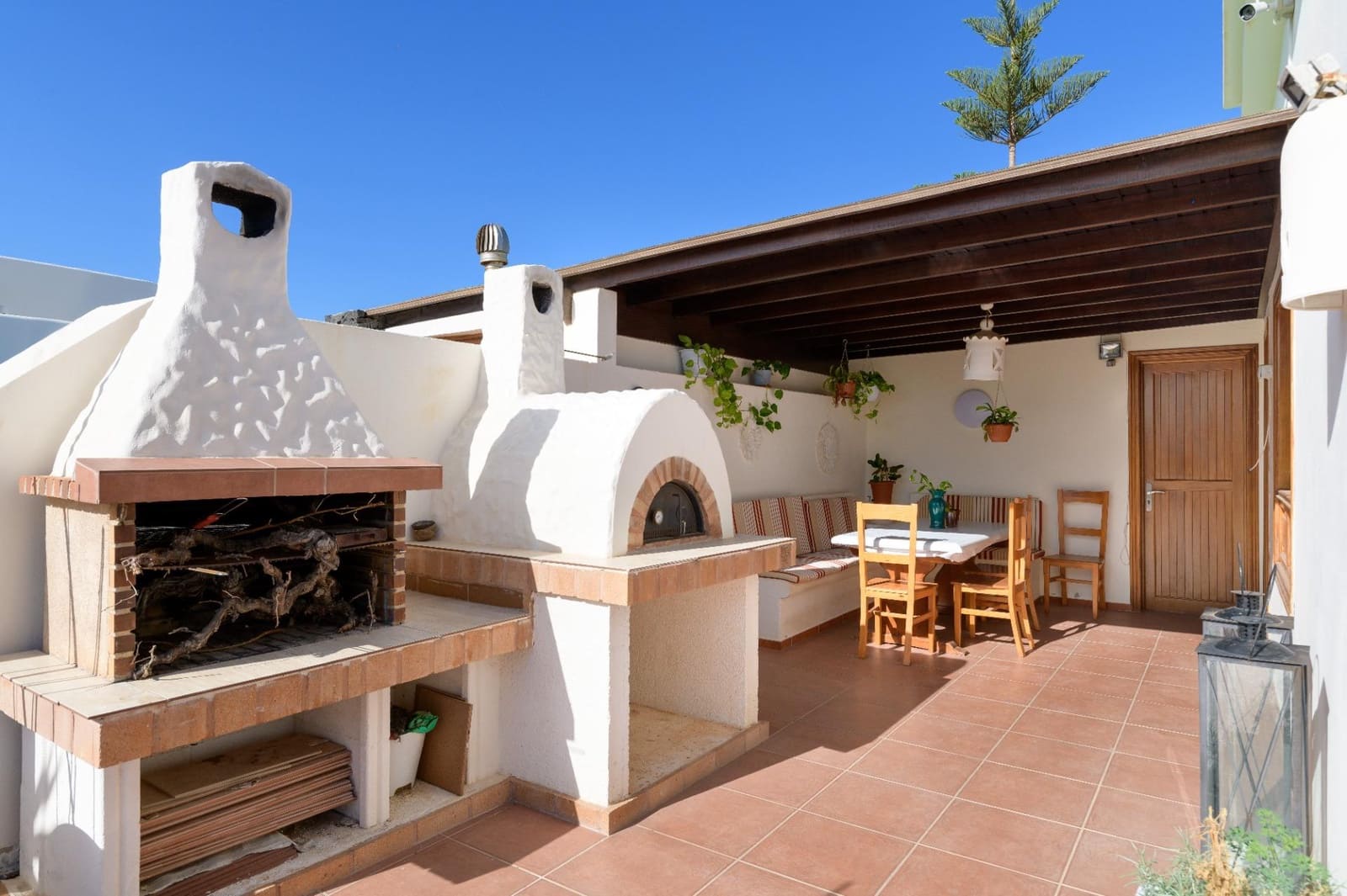 2 sovrum Bungalow till salu i Playa Blanca med pool - 560 000 € (Ref: 9450653)