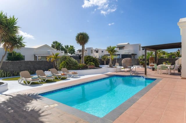 2 sypialnia Bungalow na sprzedaż w Playa Blanca, Yaiza z basenem - 560 000 € (Ref: 9450653)