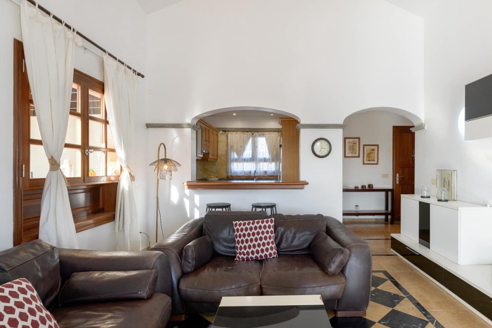 2 bedroom Bungalow for sale in Playa Blanca with pool - € 560,000 (Ref: 9450653)