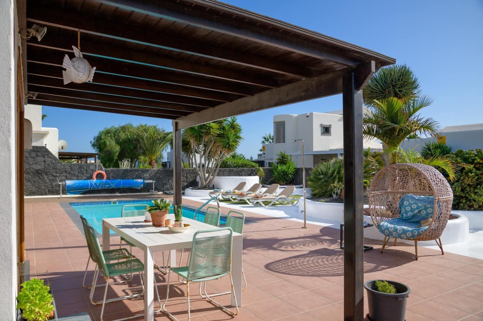 2 bedroom Bungalow for sale in Playa Blanca with pool - € 560,000 (Ref: 9450653)