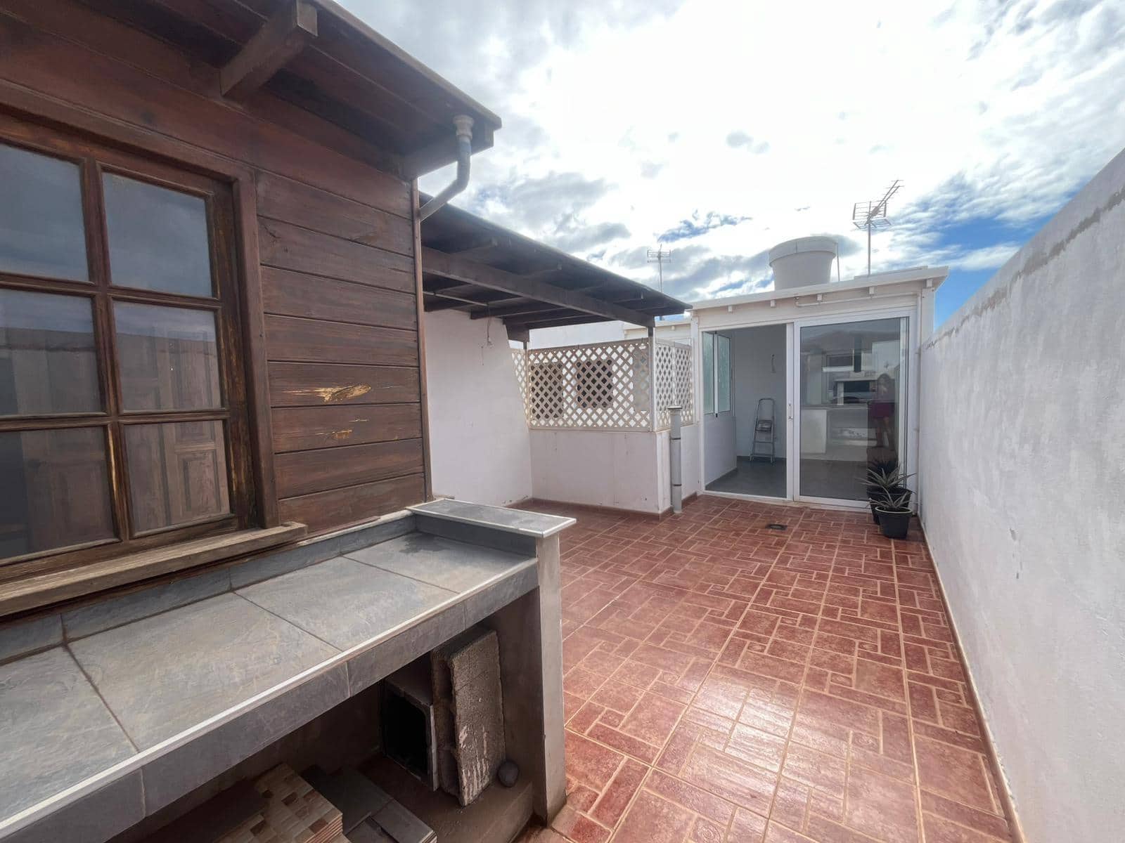 2 slaapkamer Flat te koop in Arrecife - € 190.000 (Ref: 9472953)