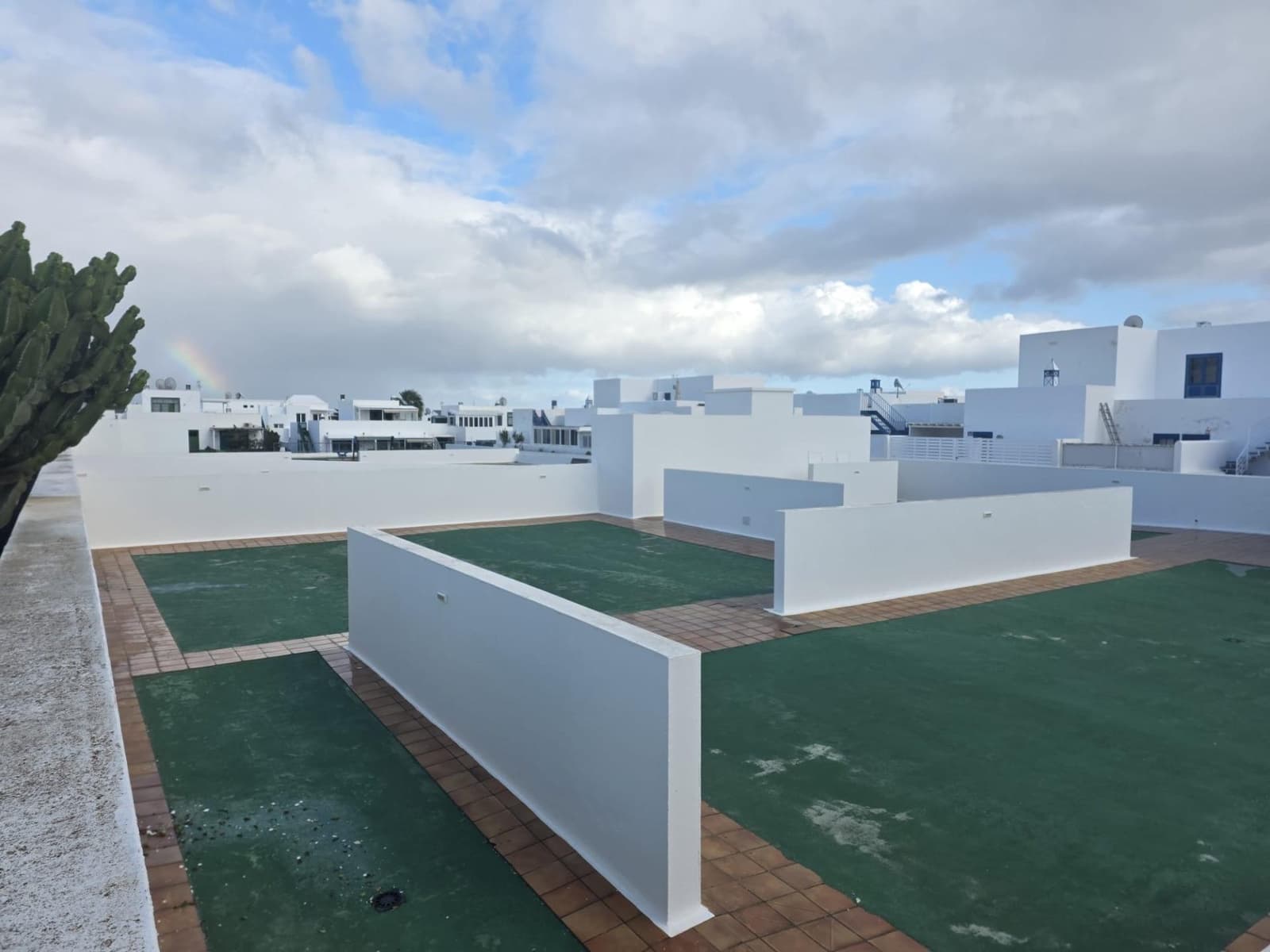 3 Zimmer Apartment zu verkaufen in Puerto Calero mit Pool - 420.000 € (Ref: 9530507)