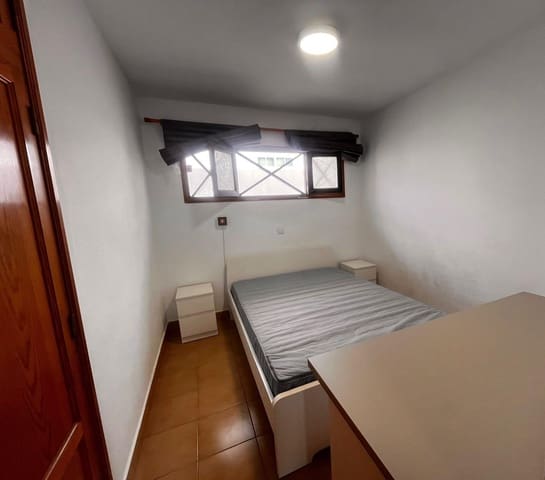 1 slaapkamer Appartement te koop in Puerto del Carmen, Tías met zwembad - € 179.900 (Ref: 9555820)