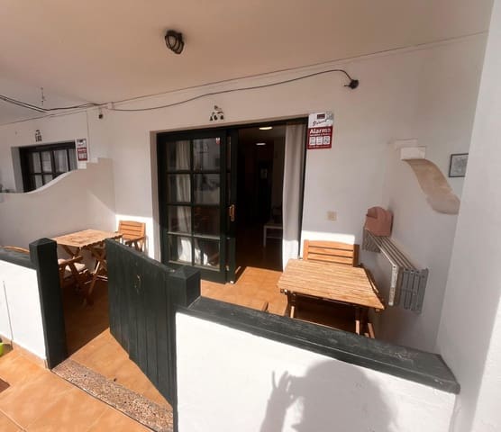 1 slaapkamer Appartement te koop in Puerto del Carmen, Tías met zwembad - € 179.900 (Ref: 9555820)