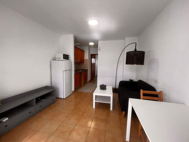 1 soveværelse Lejlighed til salg i Puerto del Carmen, Tías med swimmingpool - € 179.900 (Ref: 9555820)