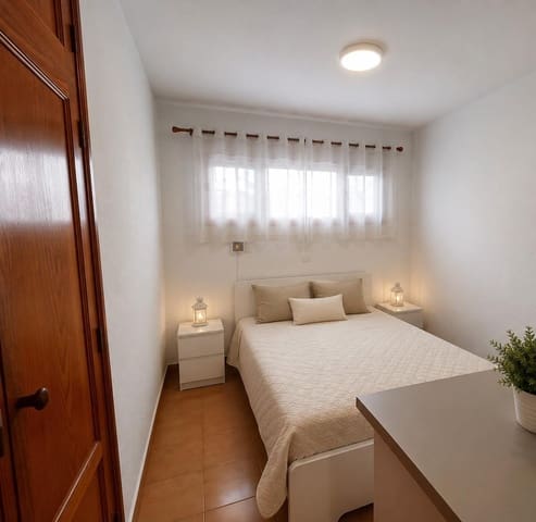 1 soveværelse Lejlighed til salg i Puerto del Carmen, Tías med swimmingpool - € 179.900 (Ref: 9555820)