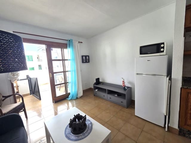 1 sypialnia Apartament na sprzedaż w Puerto del Carmen, Tías z basenem - 179 900 € (Ref: 9555820)