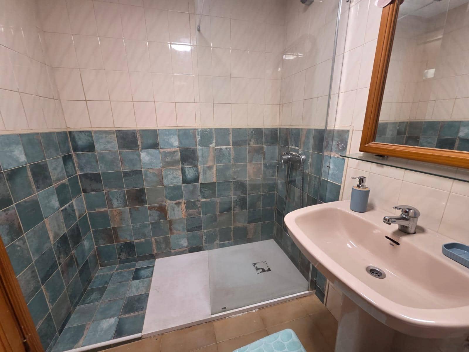 1 sovrum Lägenhet till salu i Puerto del Carmen med pool - 179 900 € (Ref: 9555820)