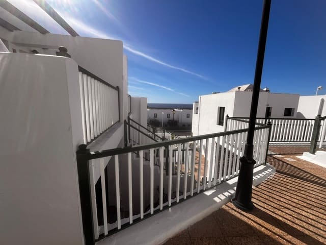 2 makuuhuone Huoneisto myytävänä paikassa Puerto del Carmen, Tías mukana uima-altaan - 258 500 € (Ref: 9582923)