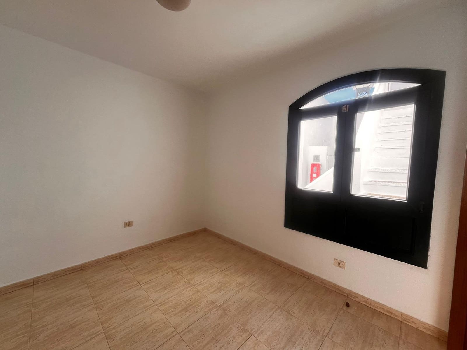 2 makuuhuone Huoneisto myytävänä paikassa Puerto del Carmen mukana uima-altaan - 258 500 € (Ref: 9582923)