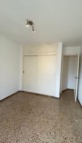 3 bedroom Flat for sale in Arrecife - € 232,000 (Ref: 9634231)