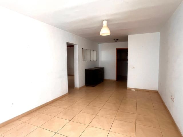 2 chambre Appartement à vendre à Arrecife - 225 000 € (Ref: 9651936)