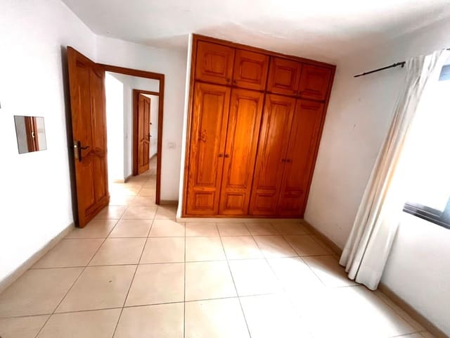2 chambre Appartement à vendre à Arrecife - 225 000 € (Ref: 9651936)