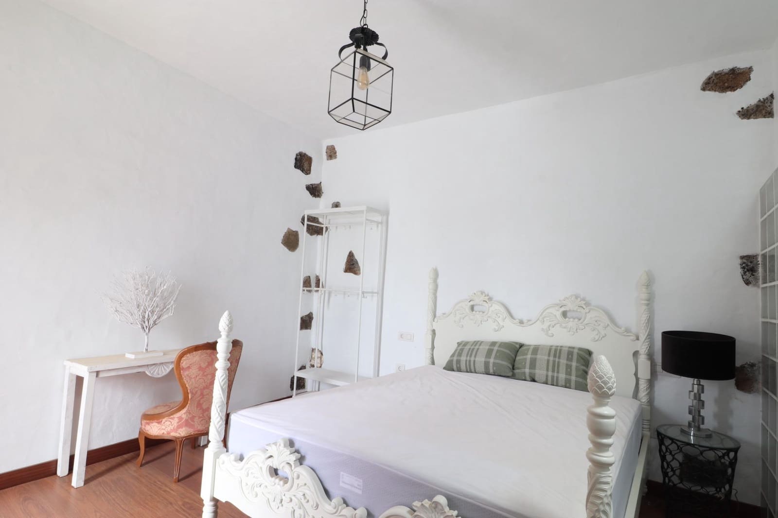 4 bedroom Finca/Country House for sale in Yaiza with garage - € 565,000 (Ref: 9695311)