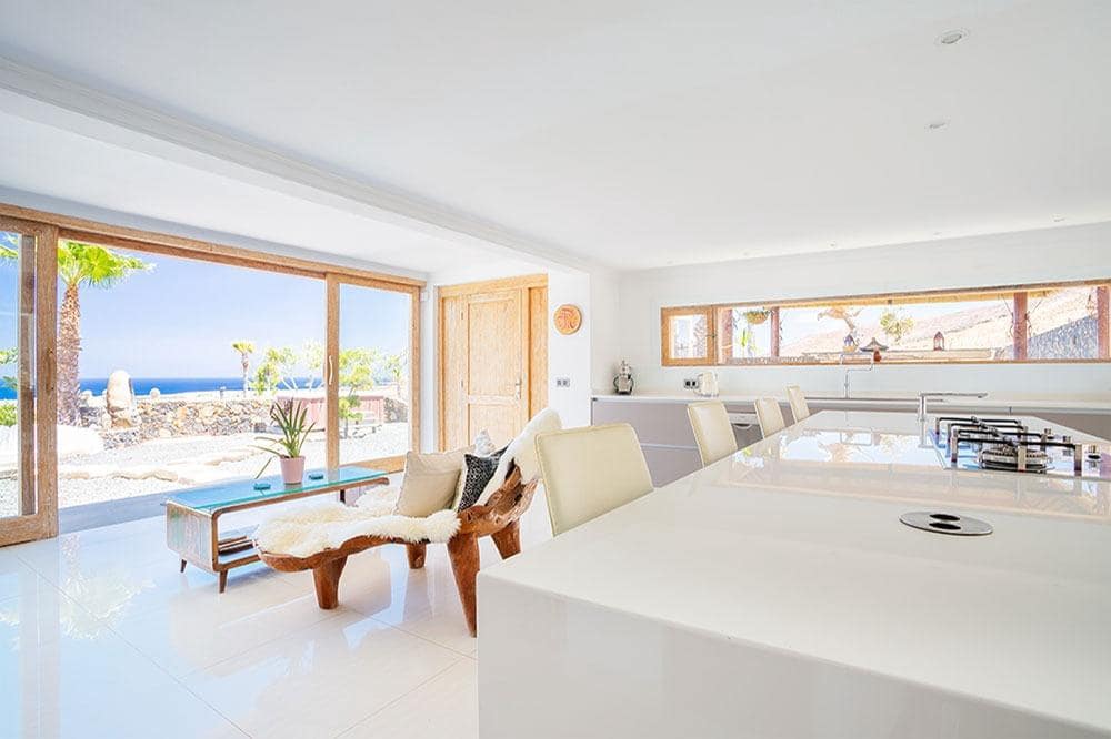 6 bedroom Villa for sale in Haria - € 1,800,000 (Ref: 9721679)