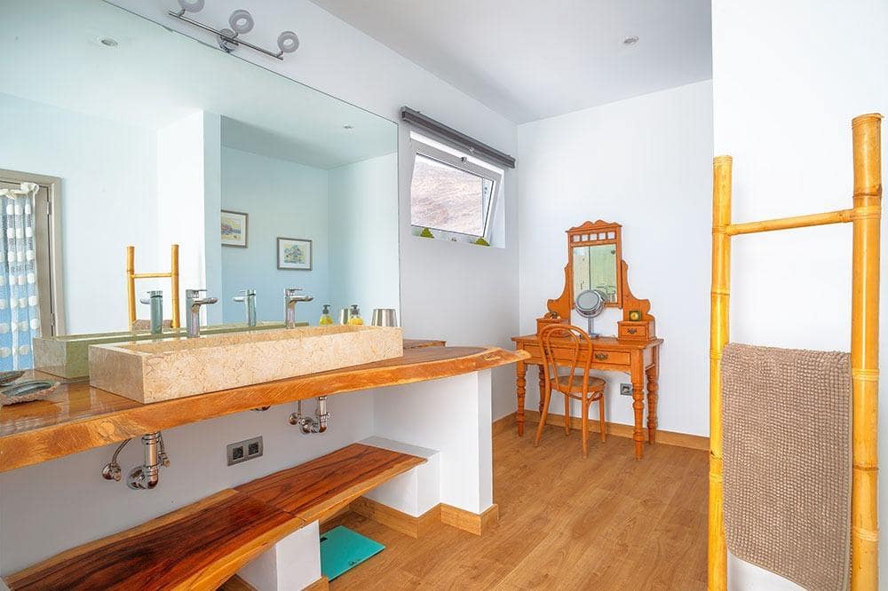 6 bedroom Villa for sale in Haria - € 1,800,000 (Ref: 9721679)