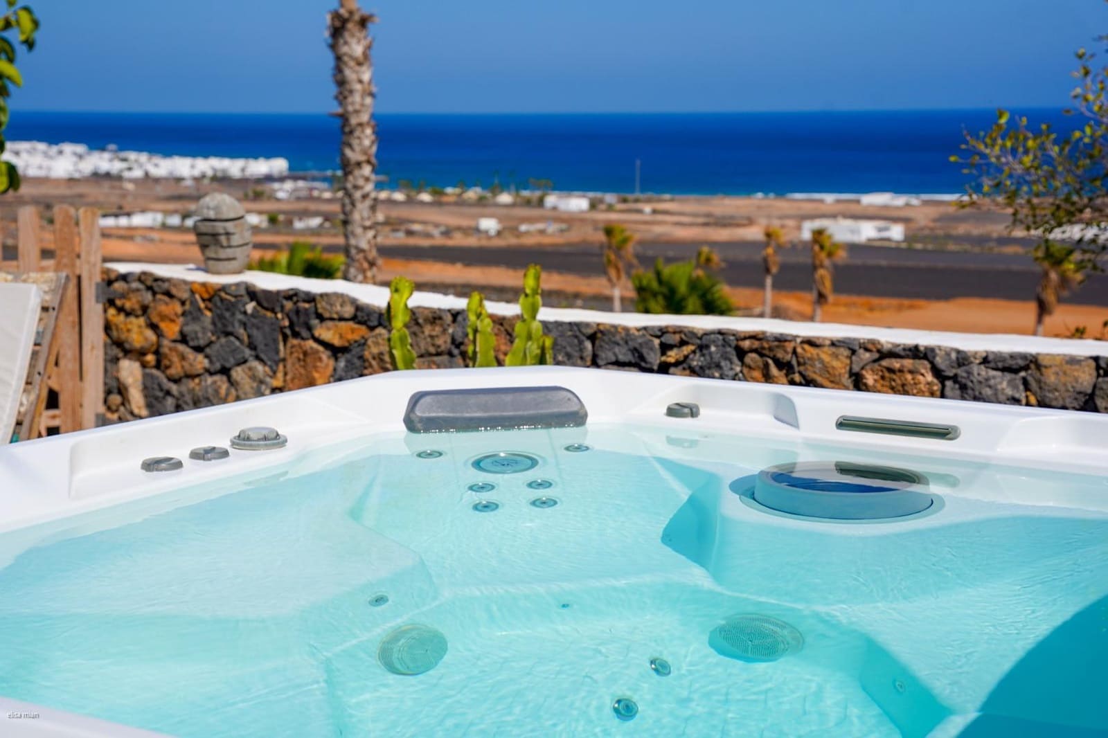 6 bedroom Villa for sale in Haria - € 1,800,000 (Ref: 9721679)