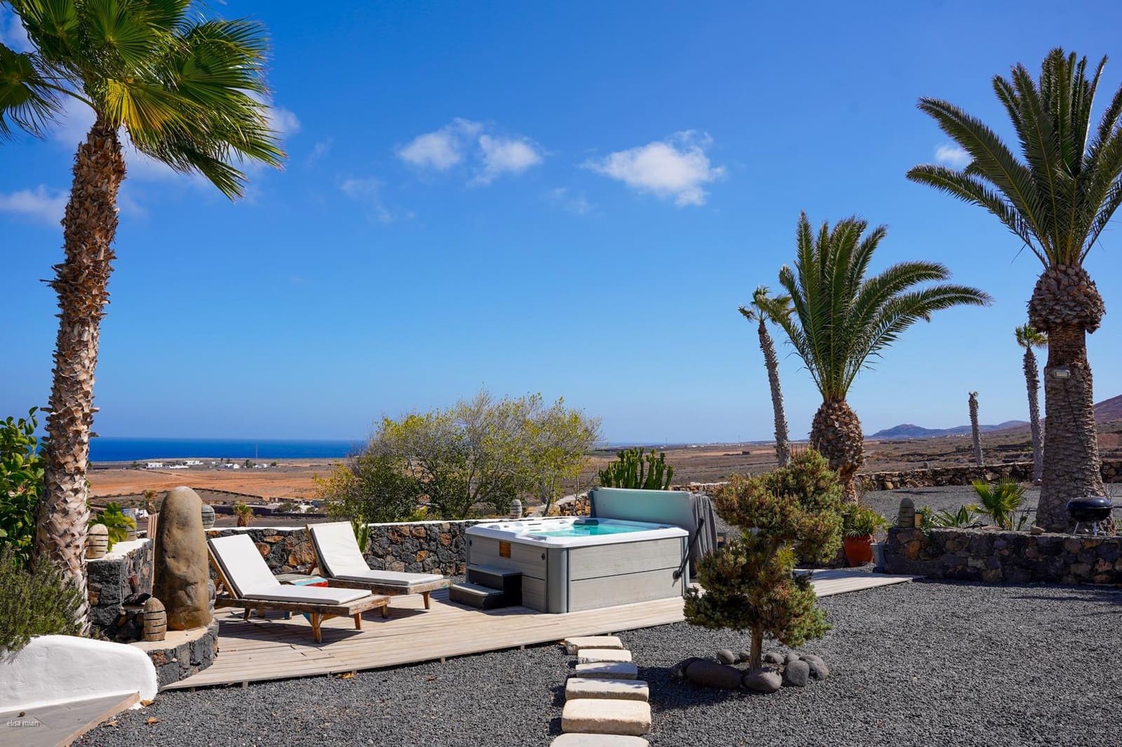 6 bedroom Villa for sale in Haria - € 1,800,000 (Ref: 9721679)