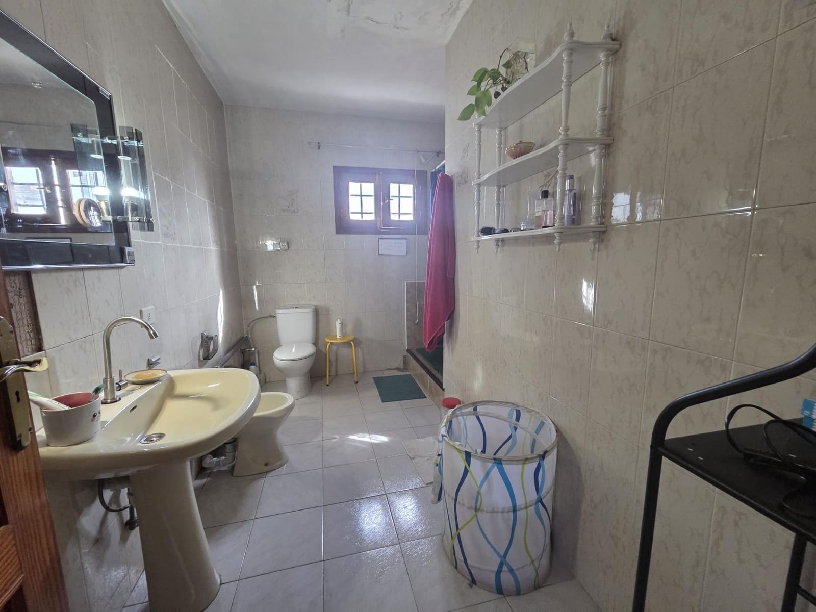 7 soveværelse Villa til salg i Playa Honda med garage - € 495.000 (Ref: 9743128)