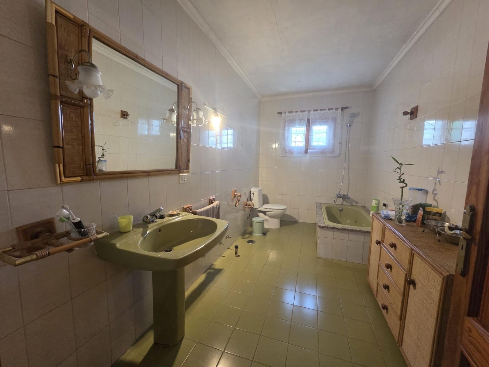 7 soveværelse Villa til salg i Playa Honda med garage - € 495.000 (Ref: 9743128)