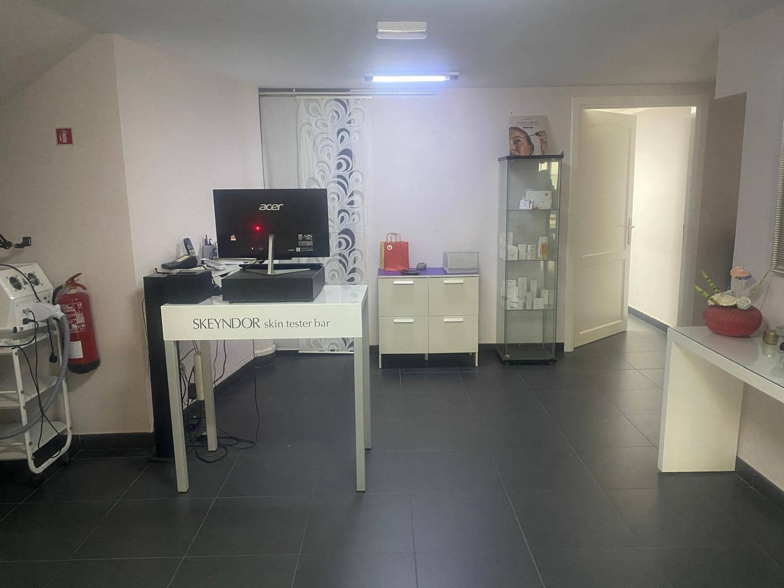 Kaupallinen myytävänä paikassa Arrecife - 203 000 € (Ref: 9778097)