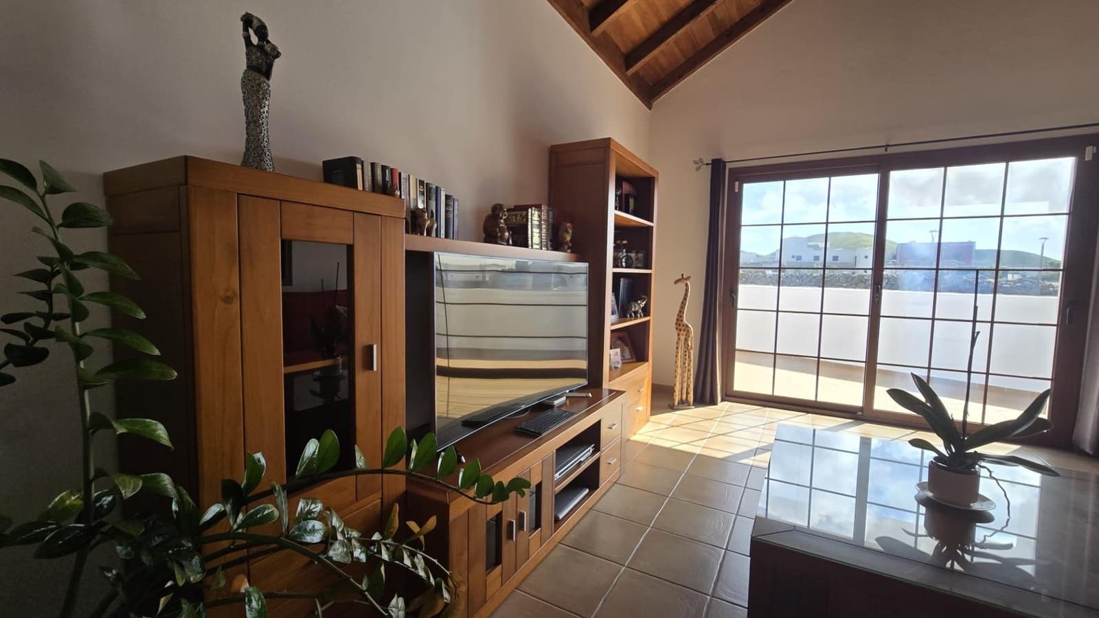 3 quarto Moradia para venda em Tinajo com garagem - 499 000 € (Ref: 9780533)
