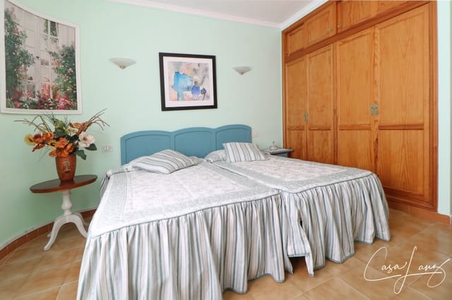 3 slaapkamer Villa te koop in Playa Honda, San Bartolomé met garage - € 420.000 (Ref: 9806461)