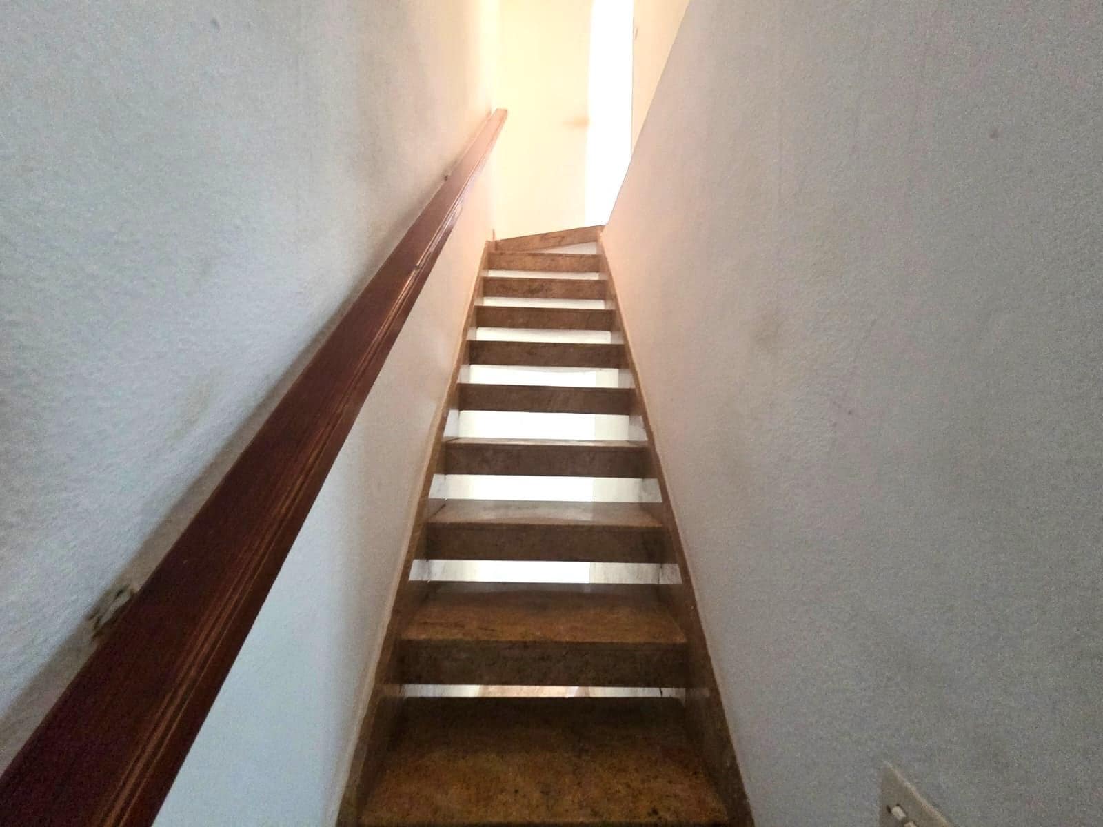3 bedroom Apartment for sale in Arrecife - € 180,000 (Ref: 9811561)