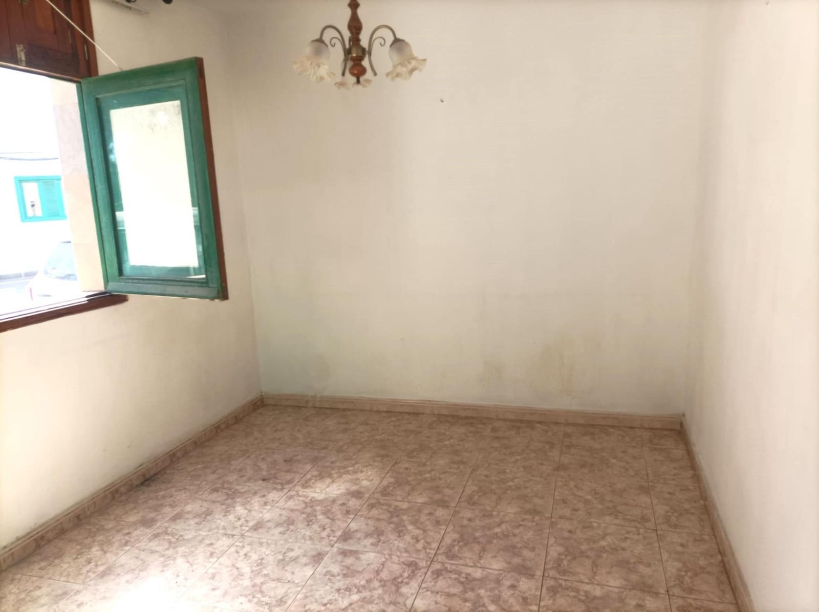 3 bedroom Apartment for sale in Arrecife - € 180,000 (Ref: 9811561)
