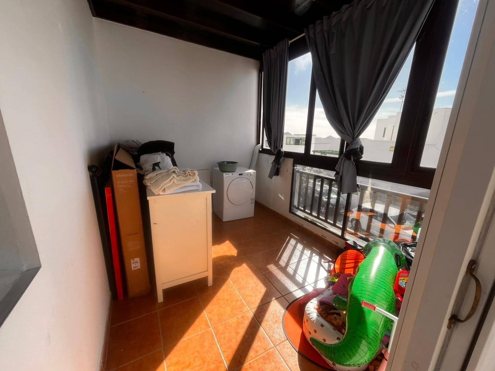 Piso de 2 habitaciones en Teguise en venta - 235.000 € (Ref: 9849344)