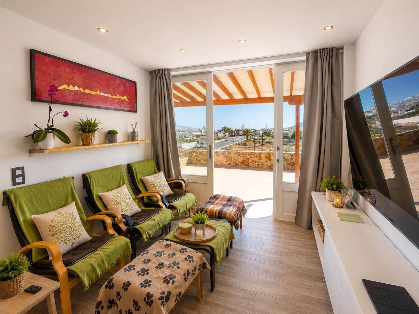 6 bedroom Villa for sale in Tahiche with garage - € 639,000 (Ref: 9907585)