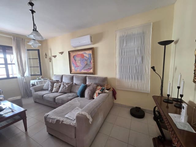 4 bedroom Apartment for sale in Playa Honda, San Bartolomé - € 550,000 (Ref: 9915807)