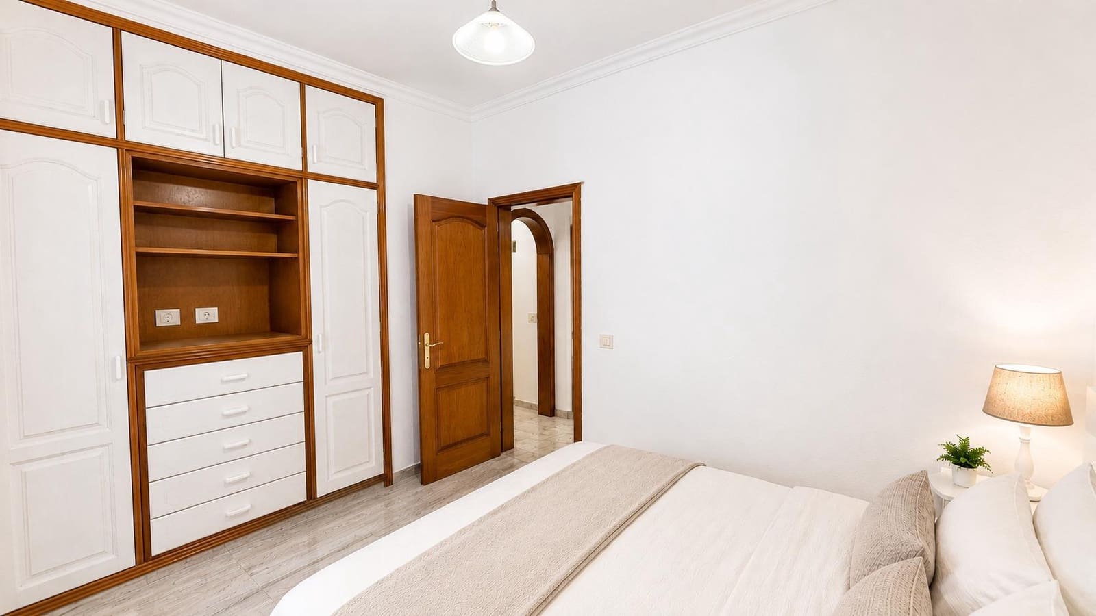 4 chambre Villa/Maison à vendre à Tahiche avec garage - 650 000 € (Ref: 9934195)