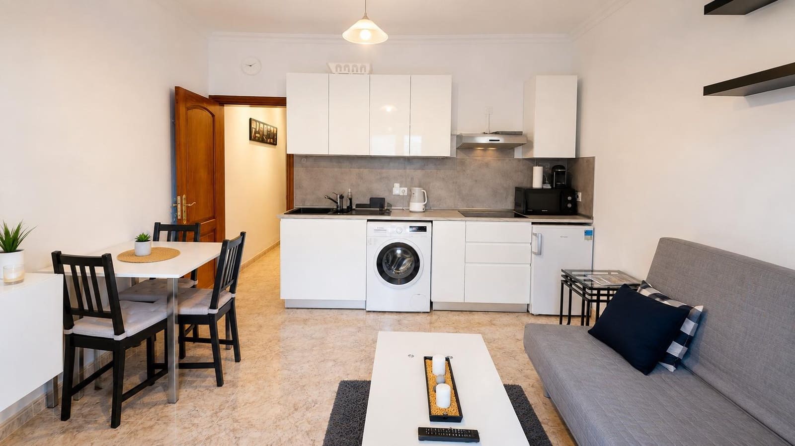 4 chambre Villa/Maison à vendre à Tahiche avec garage - 650 000 € (Ref: 9934195)