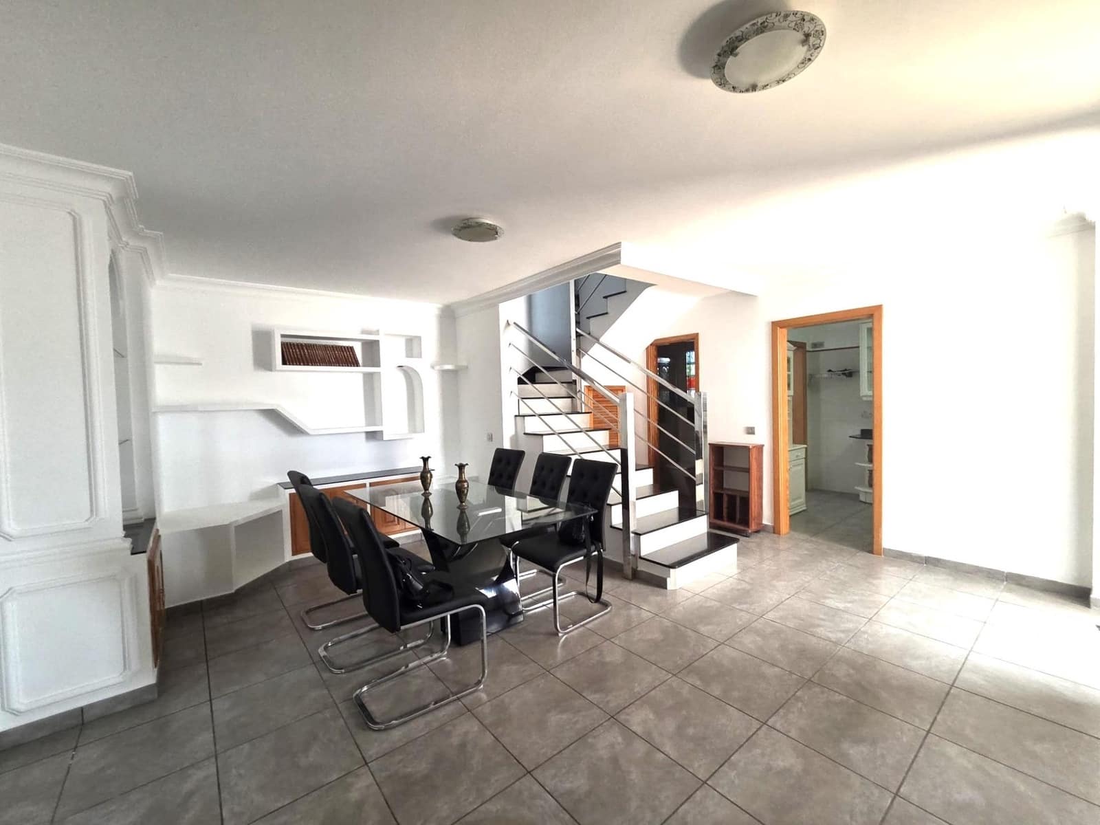 3 bedroom Apartment for sale in San Bartolome - € 410,000 (Ref: 9939952)