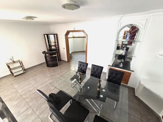 3 soveværelse Lejlighed til salg i San Bartolomé - € 410.000 (Ref: 9939952)