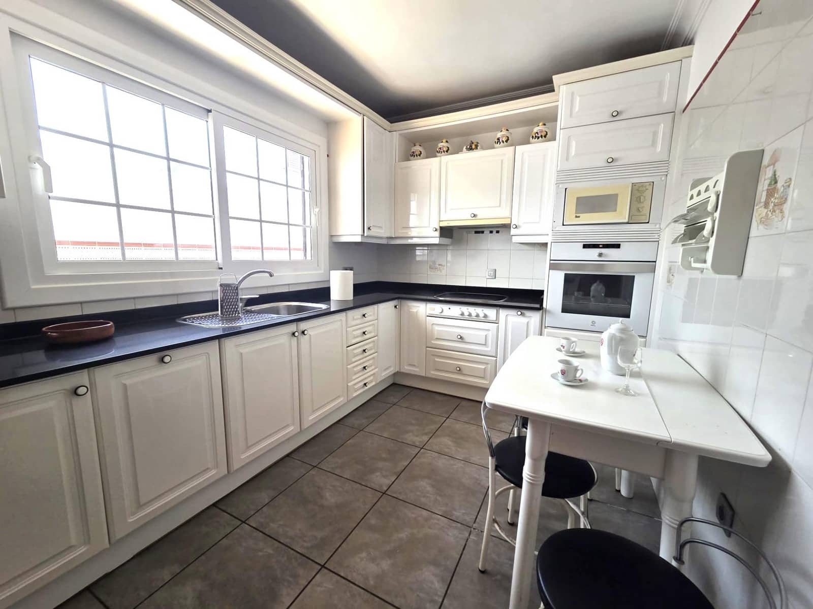 3 bedroom Apartment for sale in San Bartolome - € 399,000 (Ref: 9939952)