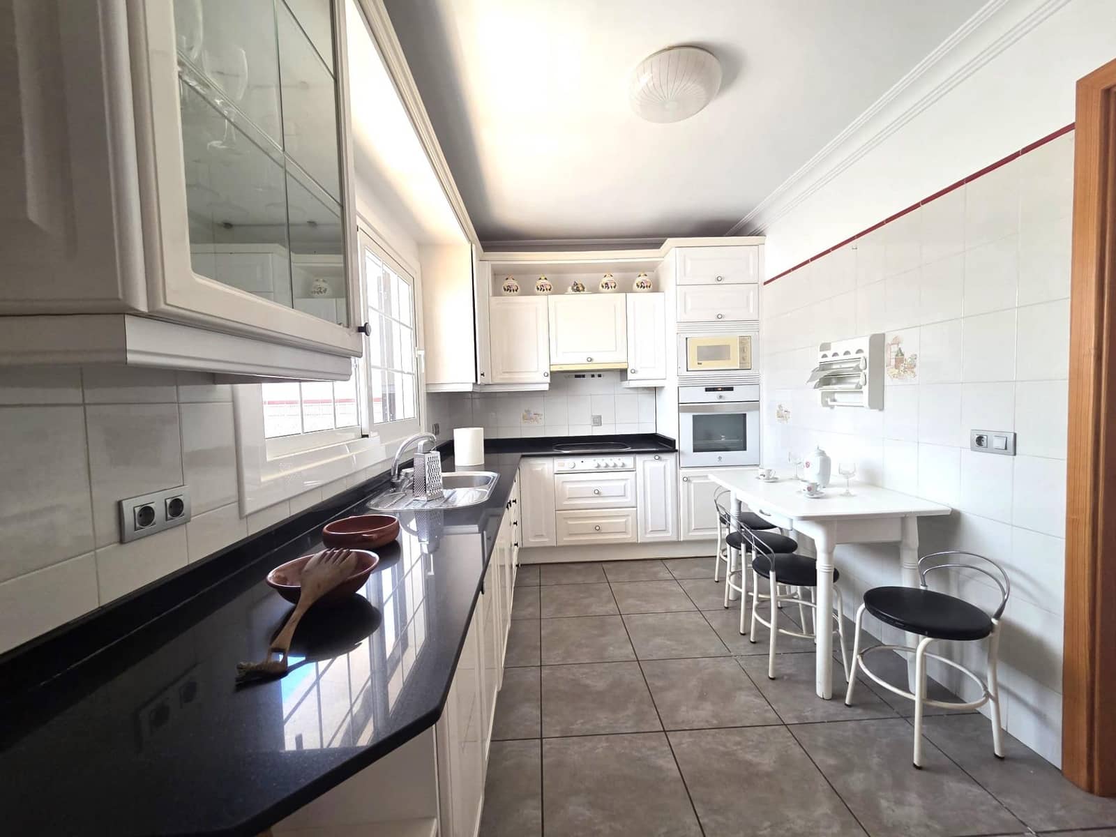 3 bedroom Apartment for sale in San Bartolome - € 399,000 (Ref: 9939952)