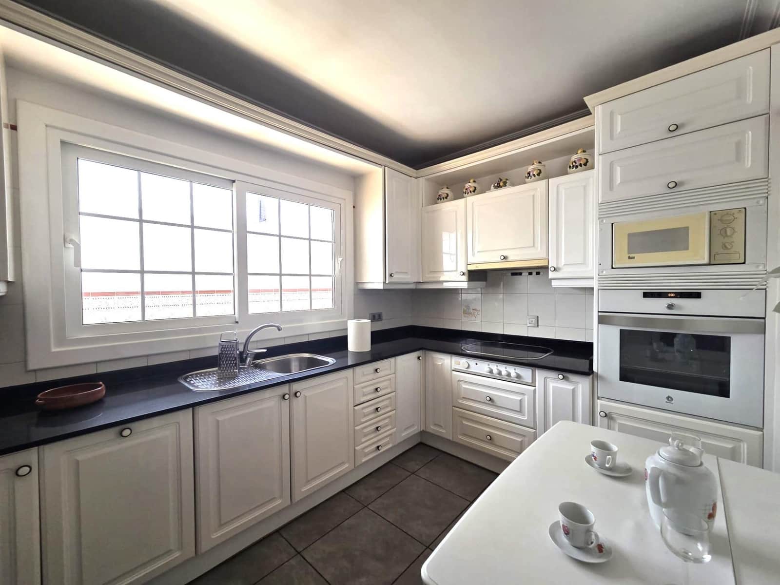 3 bedroom Apartment for sale in San Bartolome - € 399,000 (Ref: 9939952)
